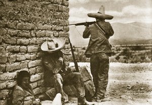Rebel Snipers Attacking the City of Juarez, 10th May 1911 by Unbekannt Unbekannt